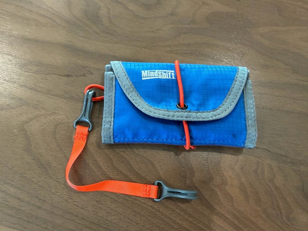 MindShift Gear House of Cards Memory Wallet (Blue)