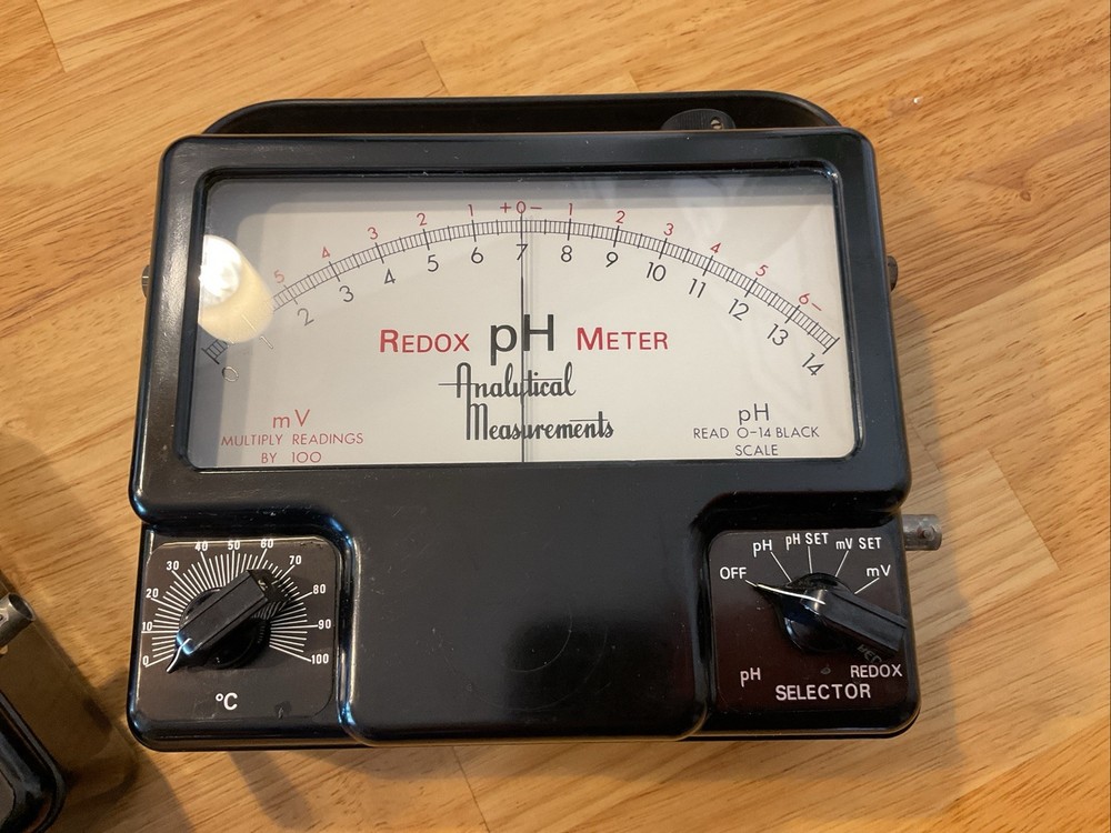 Redbox pH Meter Analytical Measurements 707S