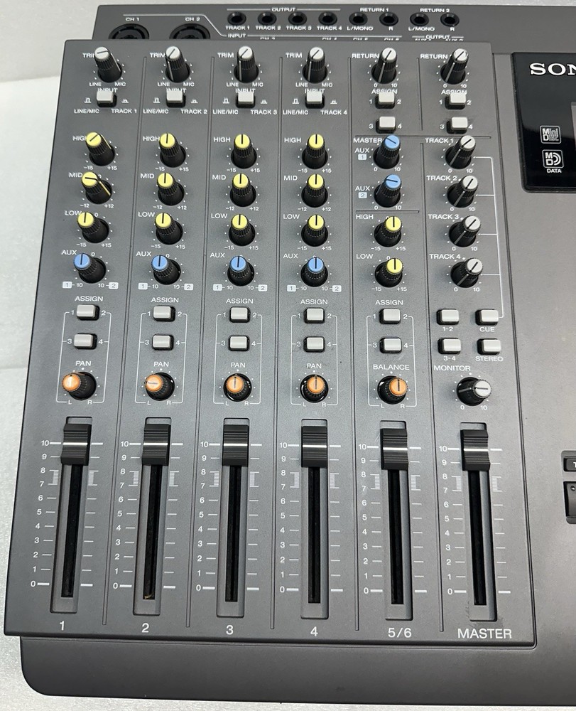 Sony MDM-X4 Minidisc Multitrack Recorder *READ*