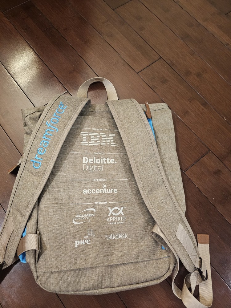 Dreamforce 2017 Trailhead Backpack And Water Bottle