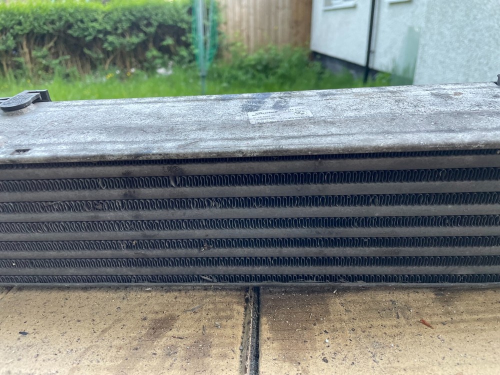 BMW 3 Series E81 E87 E90 E91 Charge Air Cooler Intercooler Radiator 7524916