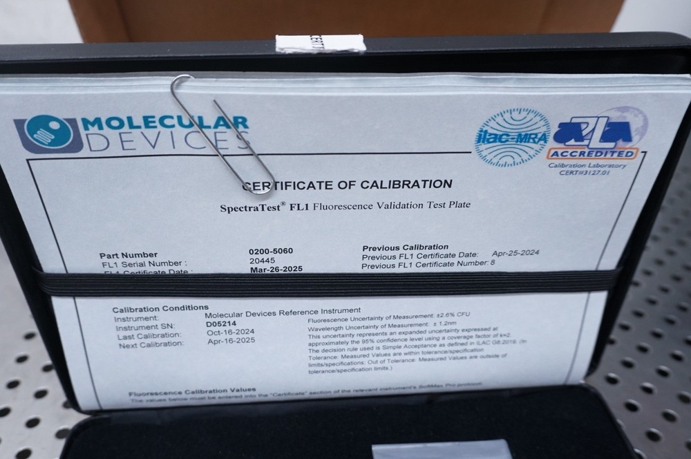 Molecular Devices FL1 Validation Plate 0200-5060 and ABS1 Absorbance 0200-6117
