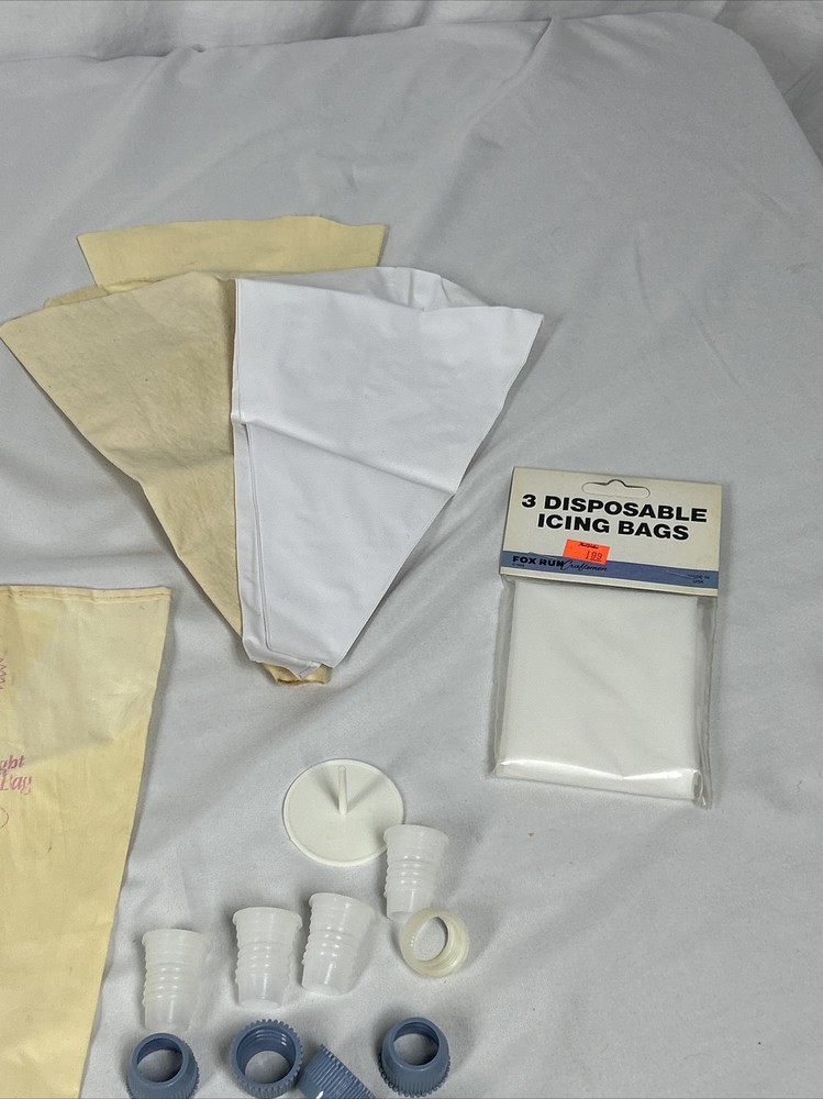 Cake Decorating Lot