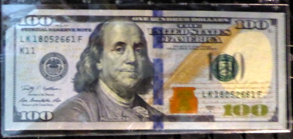 2009A $100 FRN CUTTING ERROR. Got from withdrawal into protected sleeve