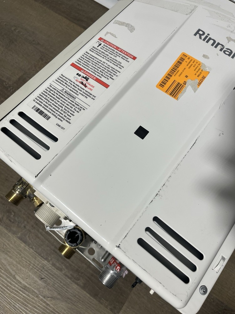 Rinnai V53DeP Outdoor Tankless Water Heater 120k BTU Propane Gas (B-18 #1545)