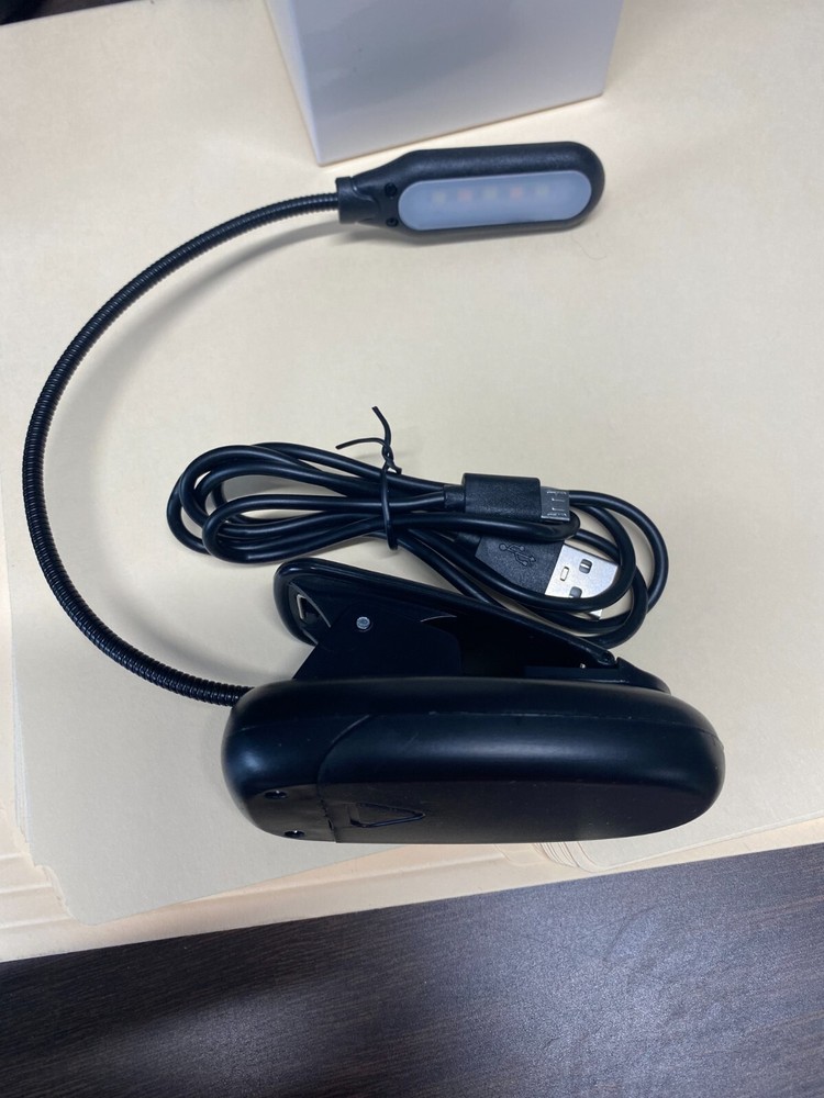 NIB Led Power 5 Power Bookclip Light
