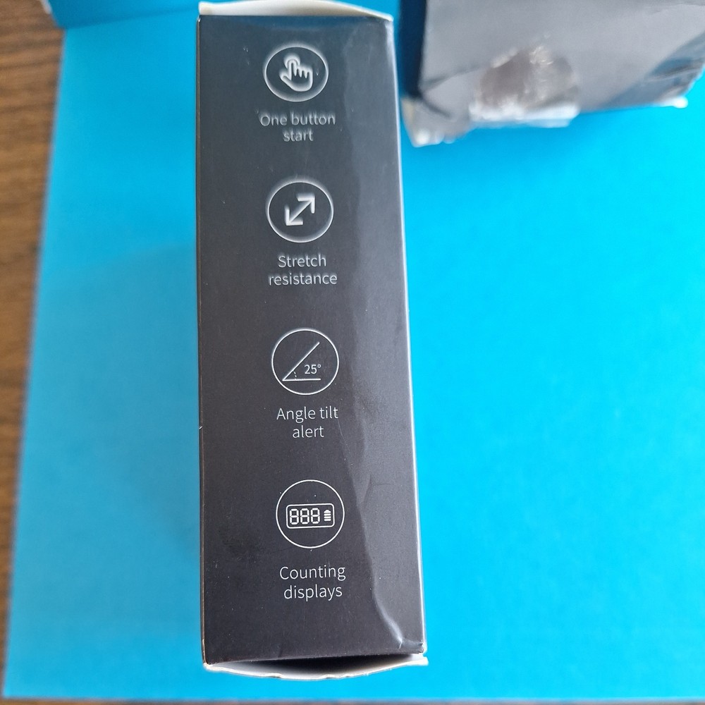 2 INTELLIGENT POSE CORRECTORS
