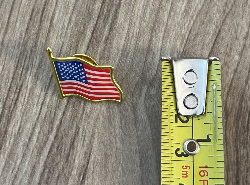 American Flag Gold Lapel Pin