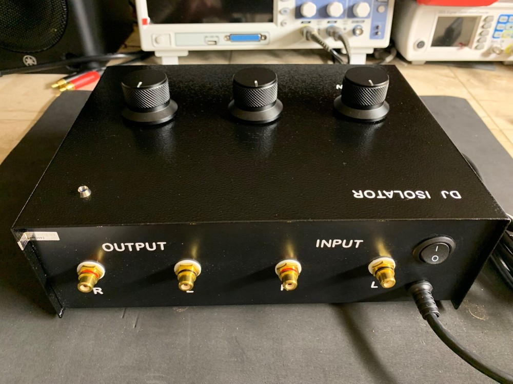 3 BAND STEREO DESKTOP DJ TONE FREQUENCY ISOLATOR