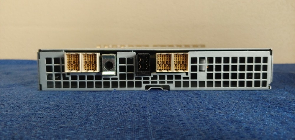 Dell PowerVault SAS SATA Module AMP01-SIM