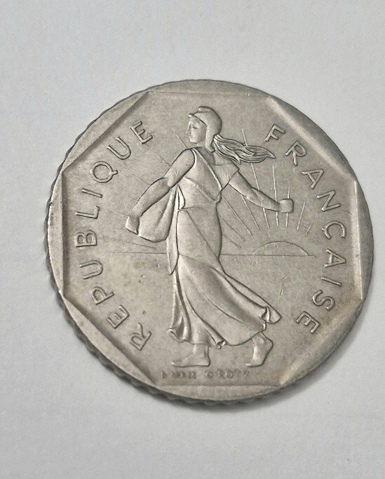 4 Foreign mixed Collectable coins