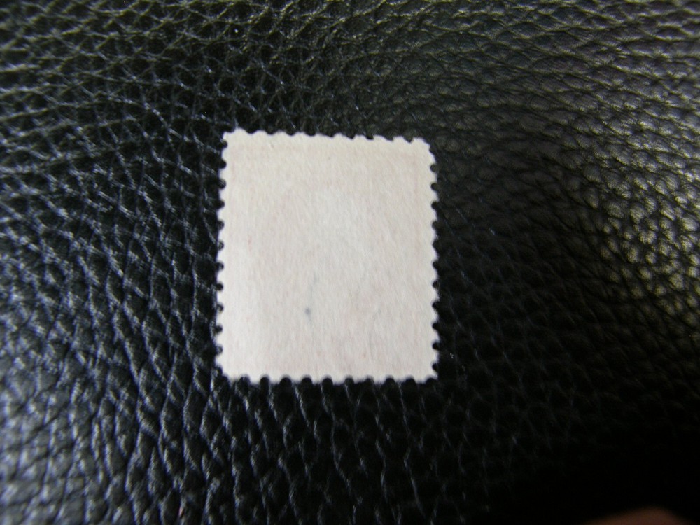 7024) One: 2¢ US Postage Stamp George Washington 1920 Red