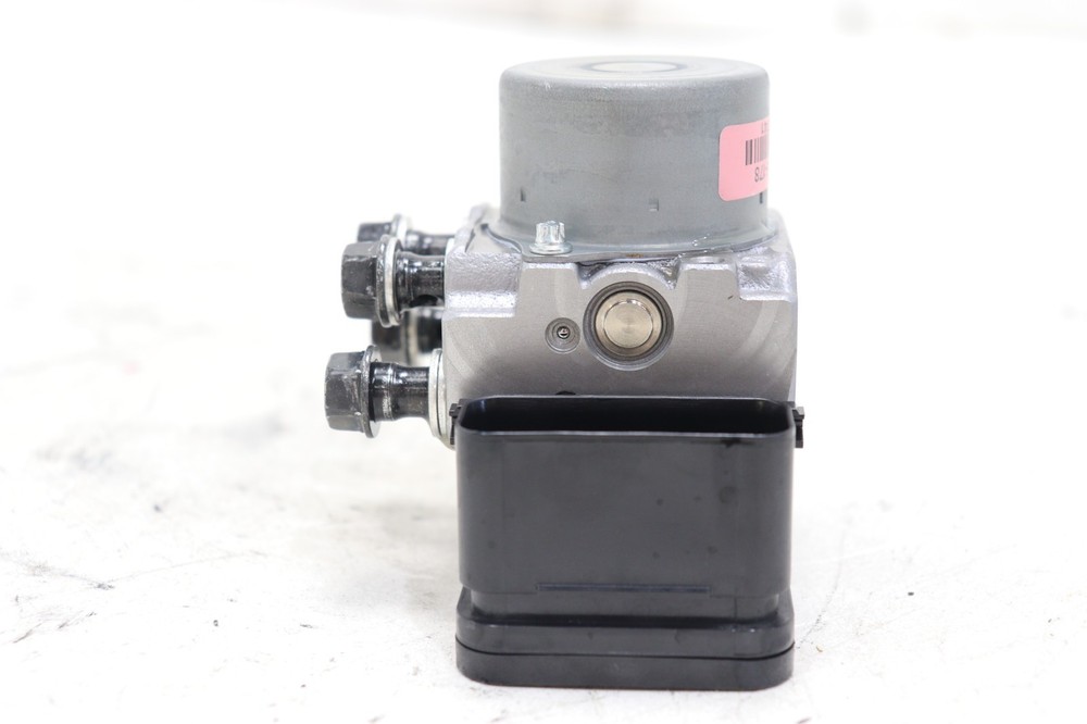 24-26 KAWASAKI NINJA 500 OEM ABS PUMP UNIT MODULE