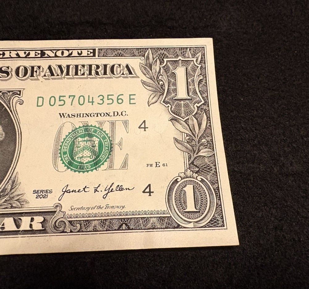 2021 $1 Error Note Misaligned Printing D05704356E