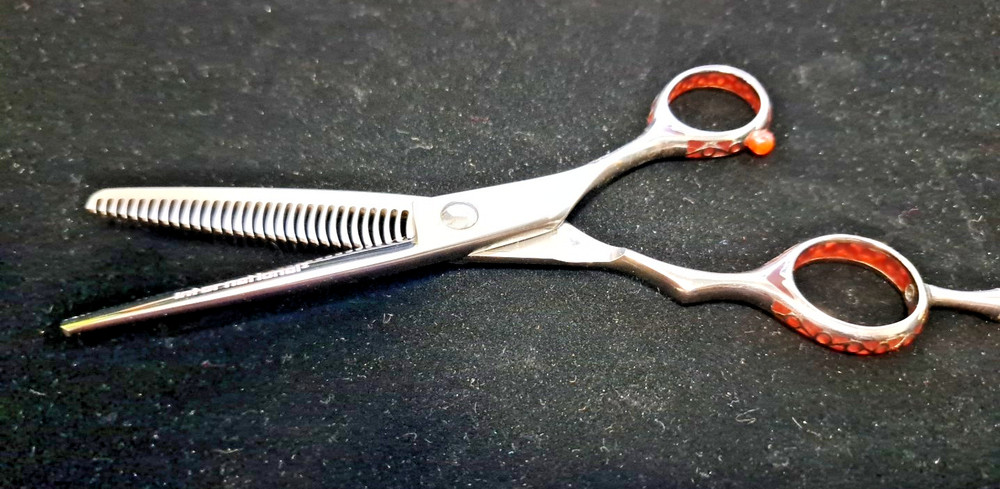 Bonika International Thinning Scissors /Shears (IT2) - New/Open Box/Display