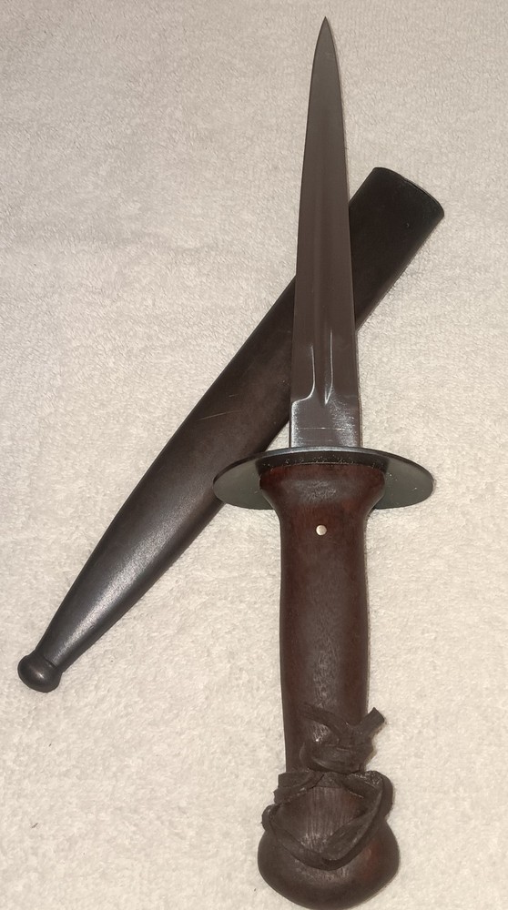 New WWII F-S Command Dagger Windlass Replica With Brass Sheth