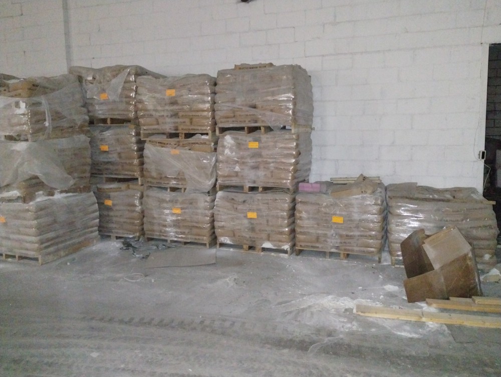 Huge Solid Surface/Cultured marble Surplus and Production Lot