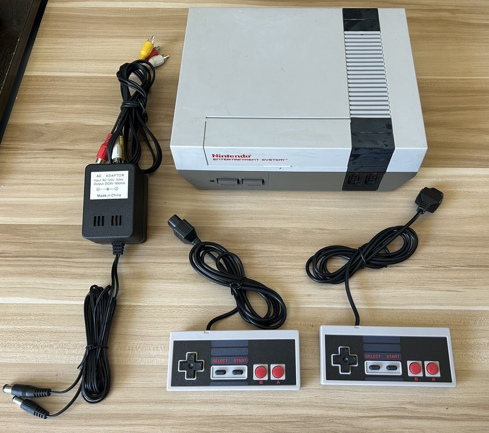 original Nintendo nes system console 2 controllers, cables