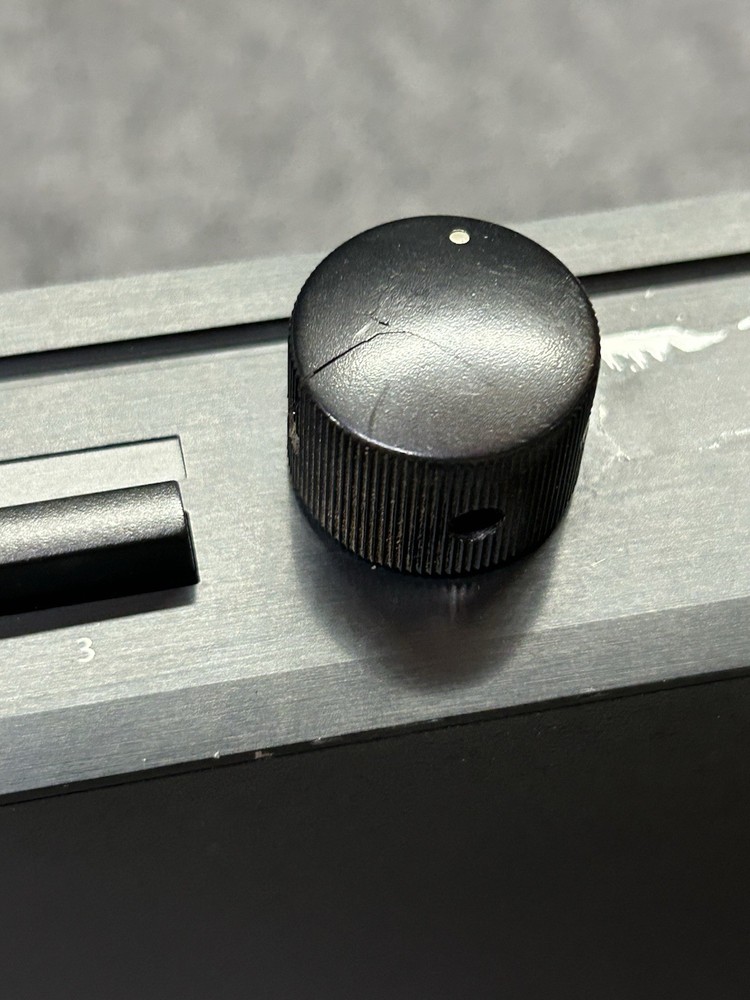 NILES SVL-4 SPEAKER SELECTION VOLUME CONTROL SYSTEM SPEAKER 1-4 AMPLIFIER