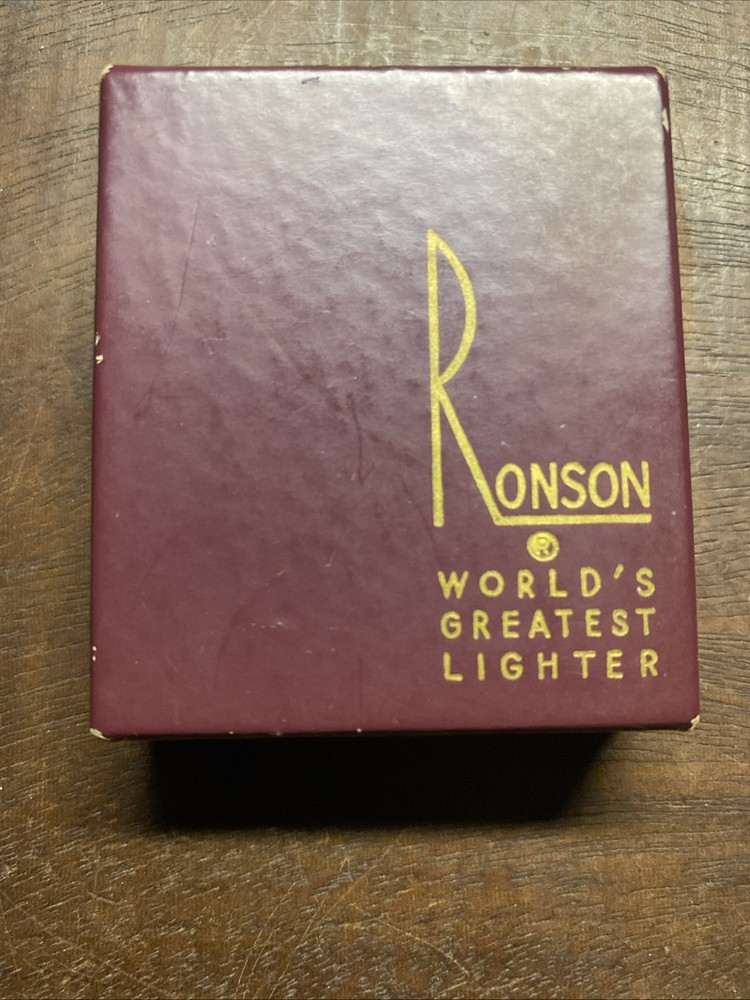 Ronson Vintage Lighter In Box Non-Engraved