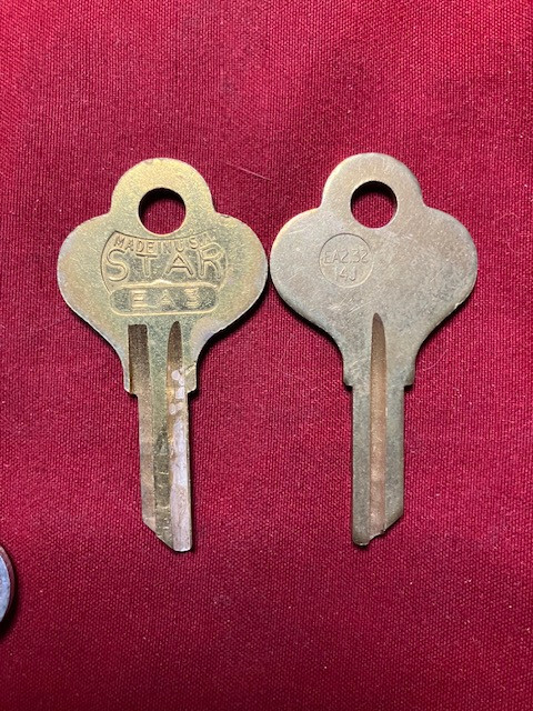 Lot Of 16 Assorted EA2-EA13 Keyblanks, For Eagle Locks