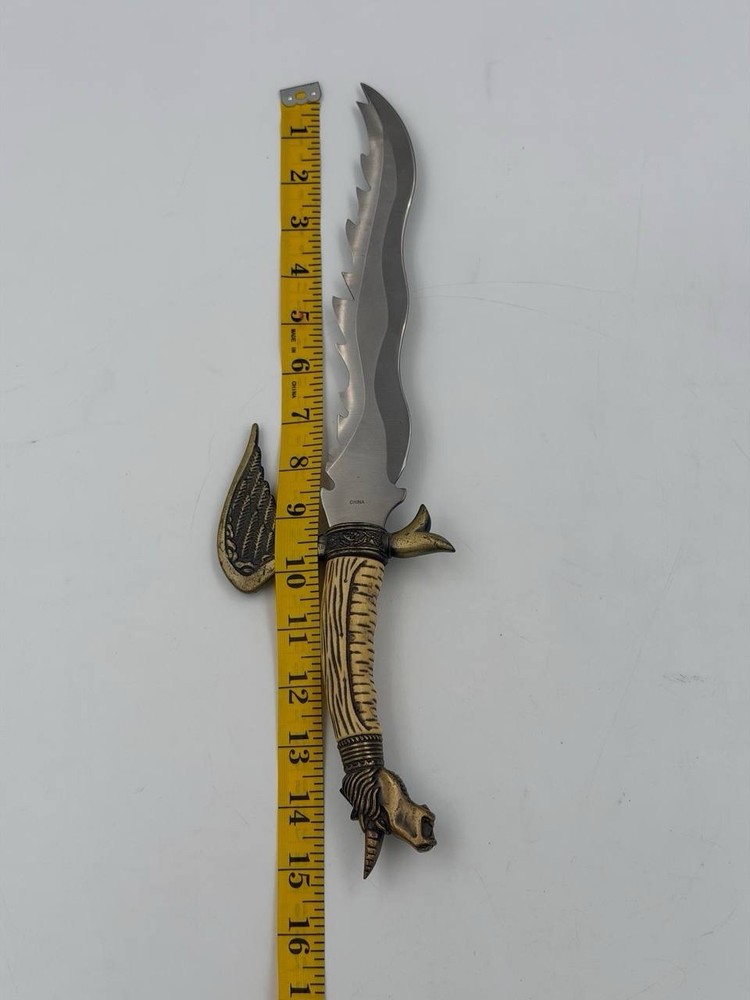 Fantasy Medieval Dagger Knife Wing Guard Stainless Rostfrei Display
