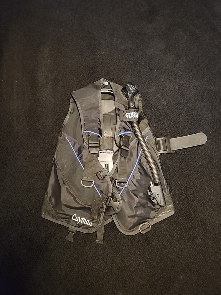 Genesis Cayman Scuba BCD Size Med