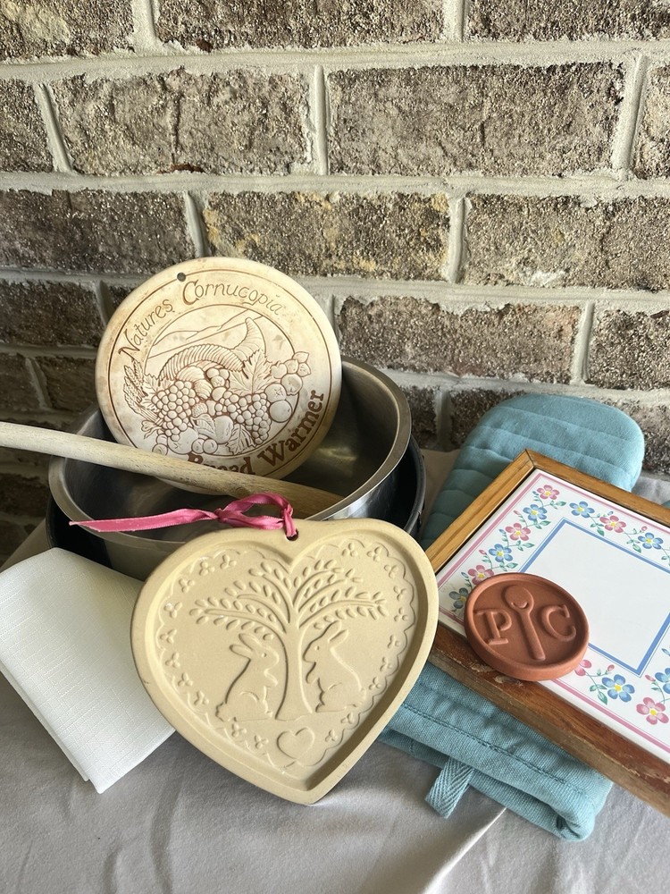 Vintage Baking Set Bread Warmer Cookie Mold Bowl Spoon Trivet Pan Kitchen