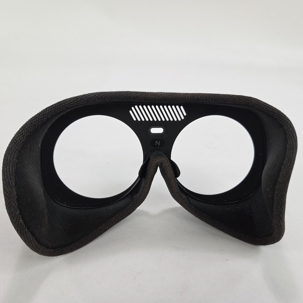 HTC Vive Flow Virtual Reality VR Headset Glasses w/ Controller