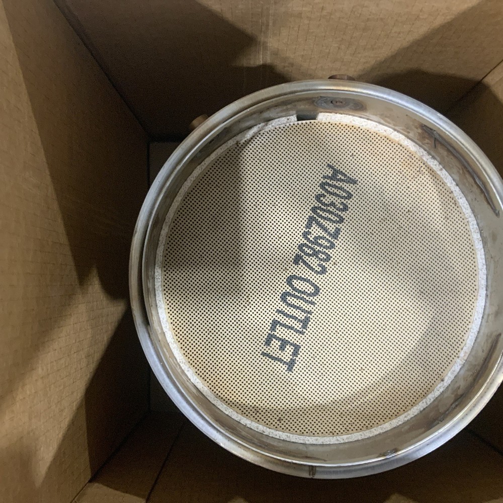 GENUINE CUMMINS  DPF FILTER- ISC Engines OEM# 5579357