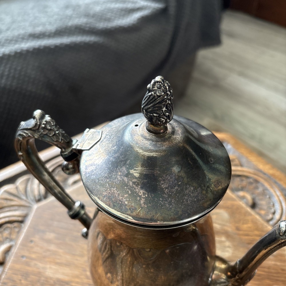 Large Silver Plated Coffee/teapot