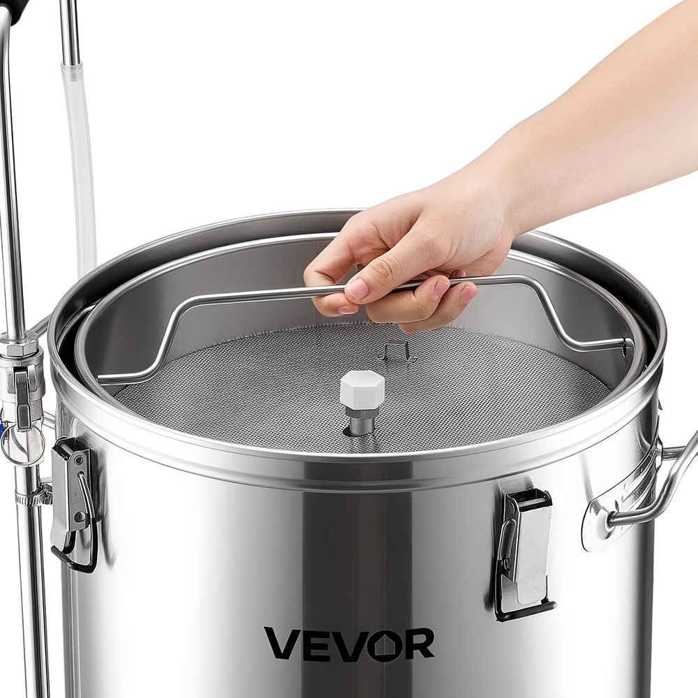 Beer Brewing Equipment, Removable mesh strainer