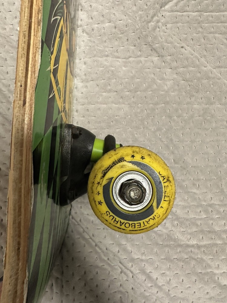Vintage Satellite Skateboard Cruiser 31 Inches