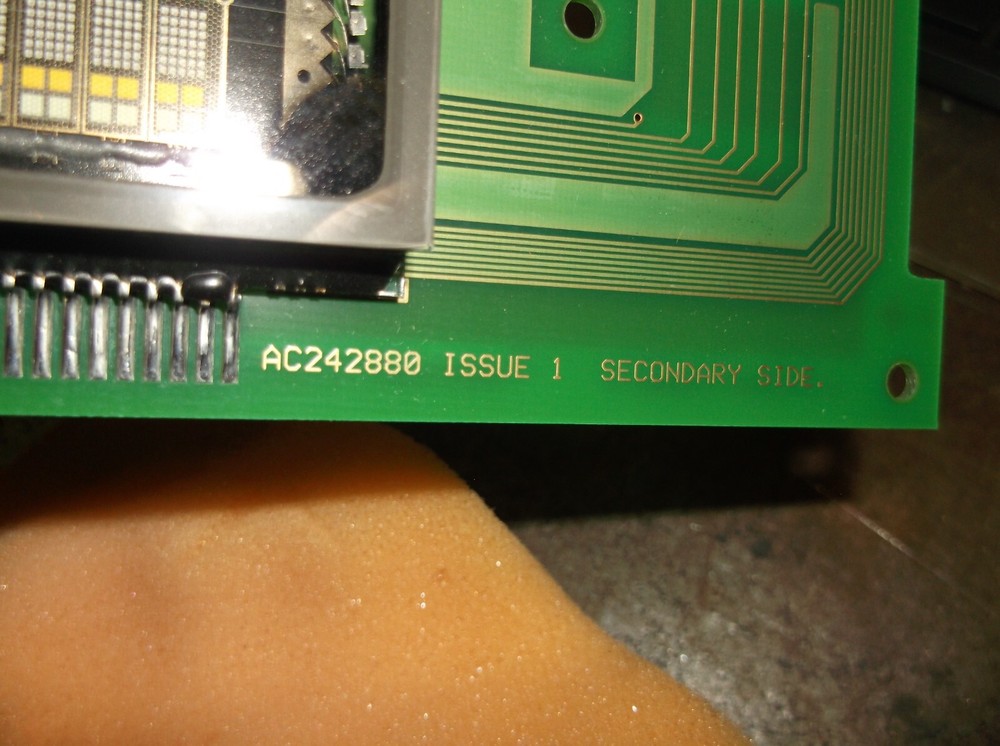 NIB EUROTHERM AH242880 TEMPERATURE CONTROLLER DISPLAY ASSEMBLY (866)