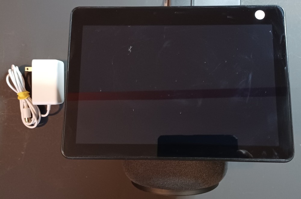 Amazon Echo Show 10 3rd Generation Charcoal Motion & Alexa