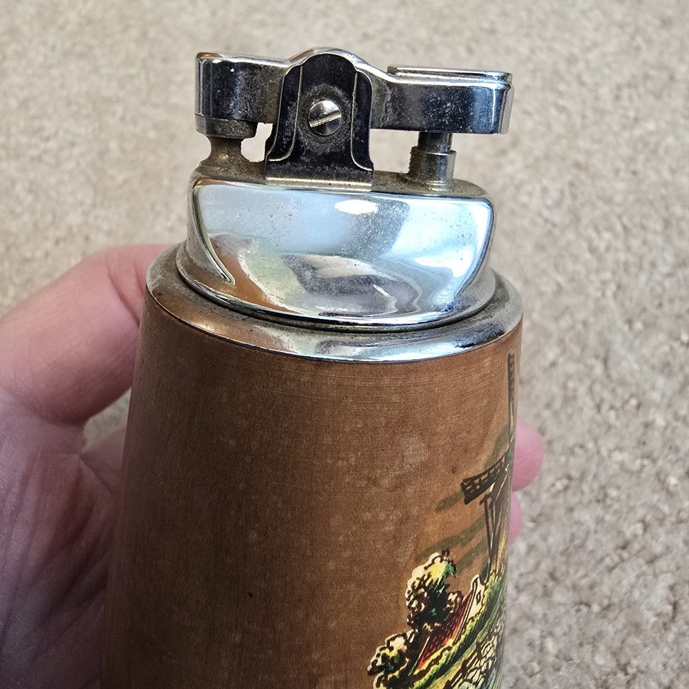 1957 Ronson Tropicana Dutch Table Lighter
