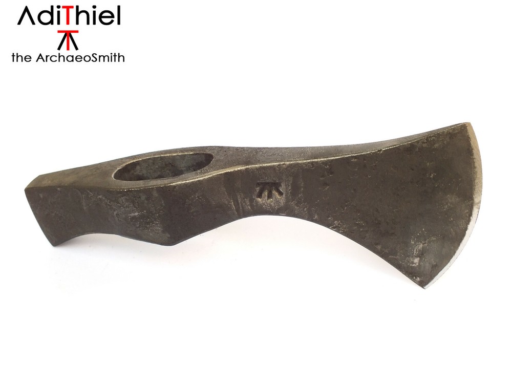 F_02a Hammer Poll TOMAHAWK (hatchet, axe)