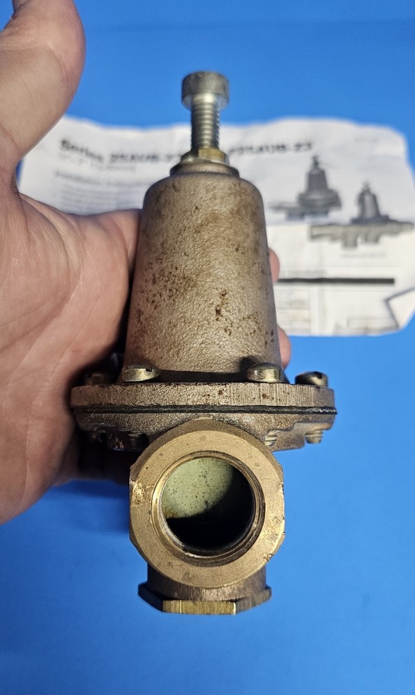 Watts Pressure Reducing Valves LF25AUB-Z3 25AUB Z3