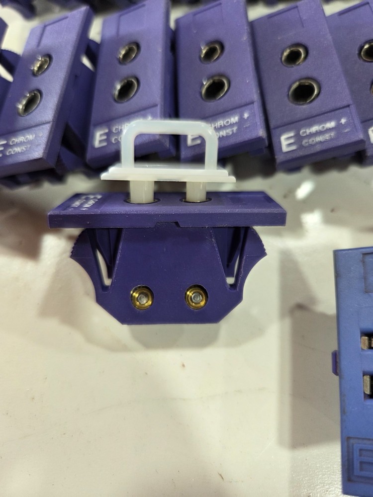 Omega Type E Panel Mount Thermocouple Connectors (43)