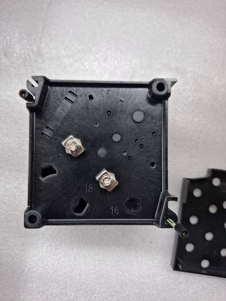 RISHABH 96 DC ANALOGVOLTMETER 2001031485/006