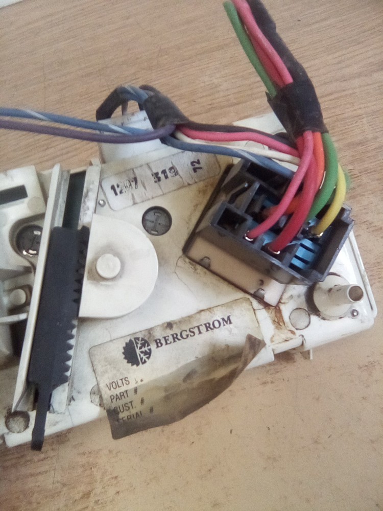 2004 Mack OEM Climate Control "READ DESCRIPTION"