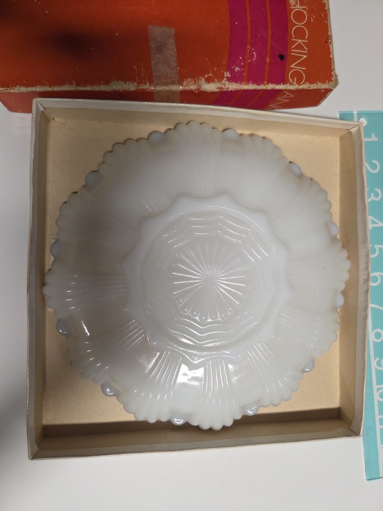 Anchor Hocking Divided Serving Dish 9in