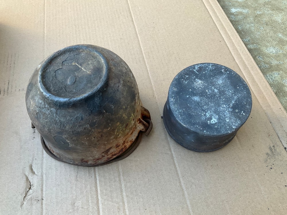 2 Vintage Cast Iron Cauldrons Smelting Pot 6" & 4"