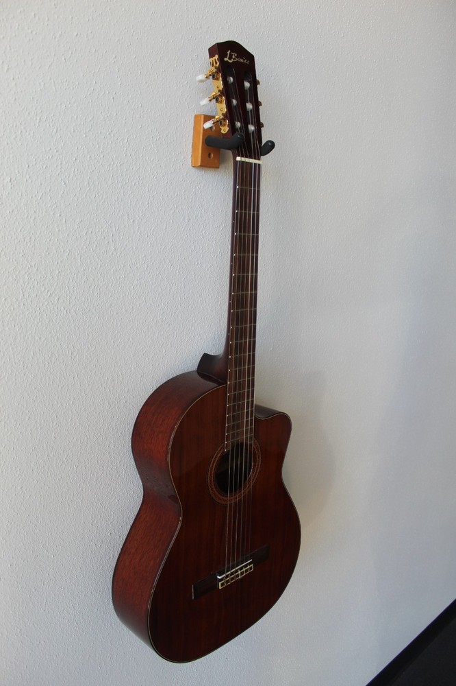 Used L Benito Classical Guitar - Made in Chile