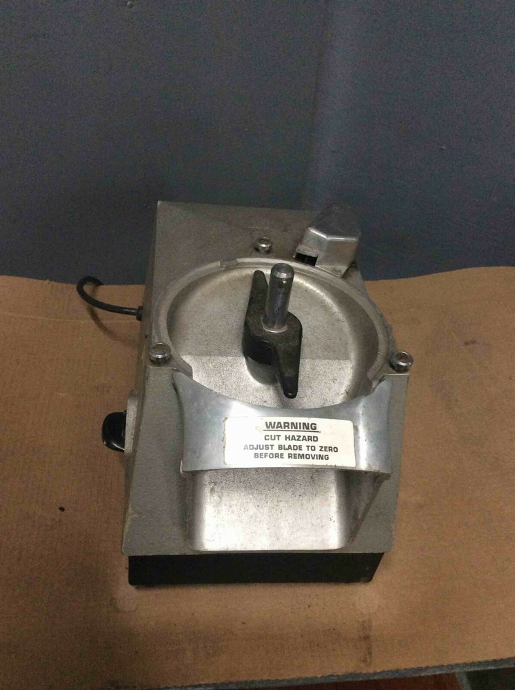 Warring Qualheim food processor mod 160 - missing top -NEED THIS SOLD -SEND OFER