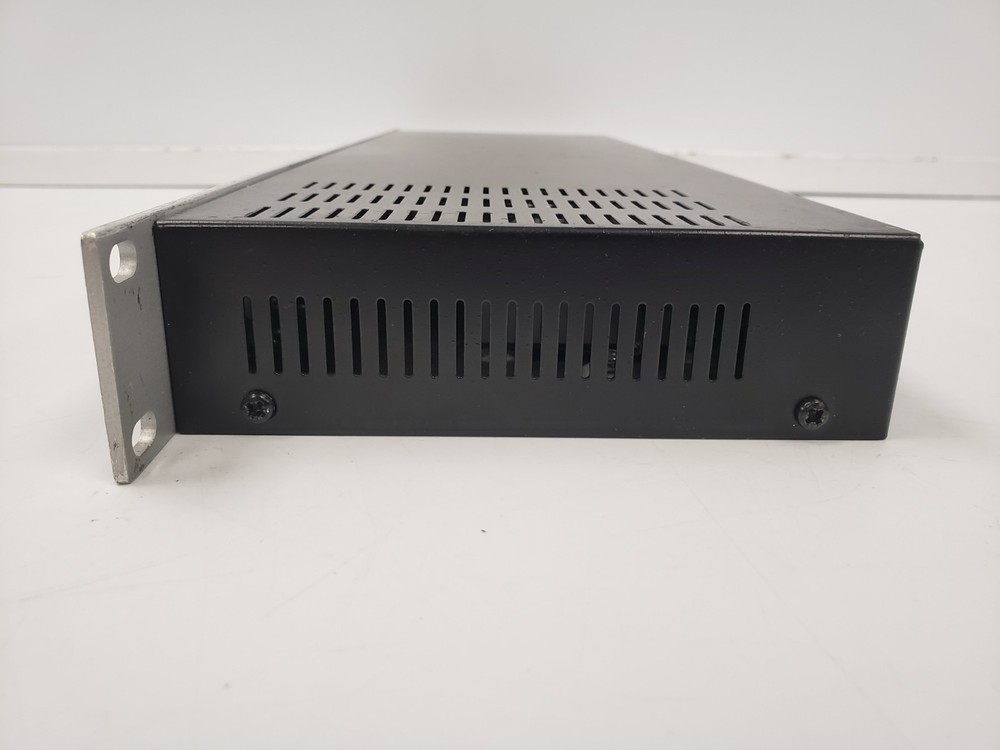 (90372-2) DBX DBX131SV Graphic Equalizer