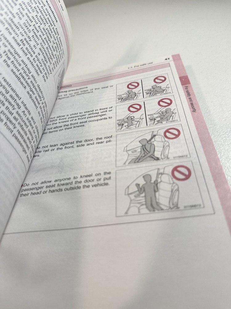 Toyota Sienna Owner's Manual 2017