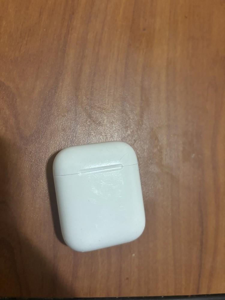 Apple AirPods 2nd Generation