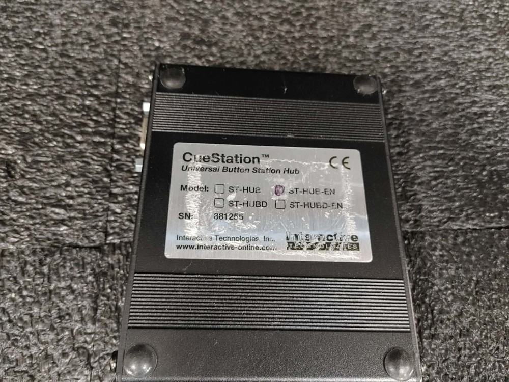 Interactive CueStation ST-HUB-EN Universal Button Station Hub