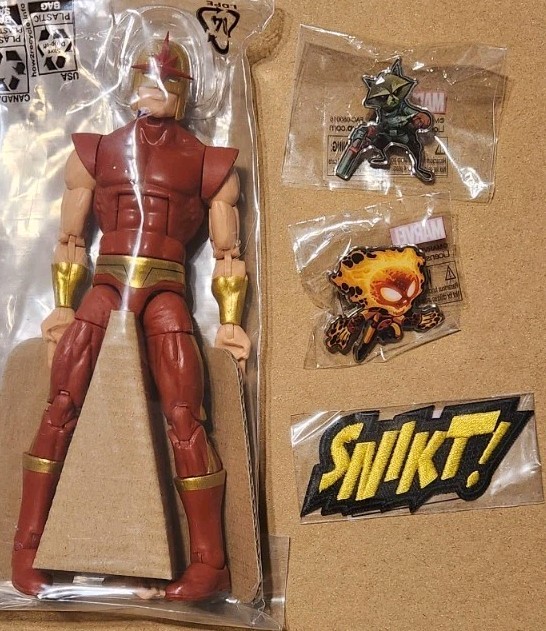Marvel Unlimited Rocket + Hellverine Pins + Nova Figure + Snikt Patch Wolverine